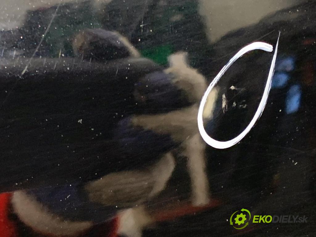 AUDI A6 C7 Kombi 2016 200 kW 3.0 TDI quattro 2967 dveře levý přední část LY9T LY9T