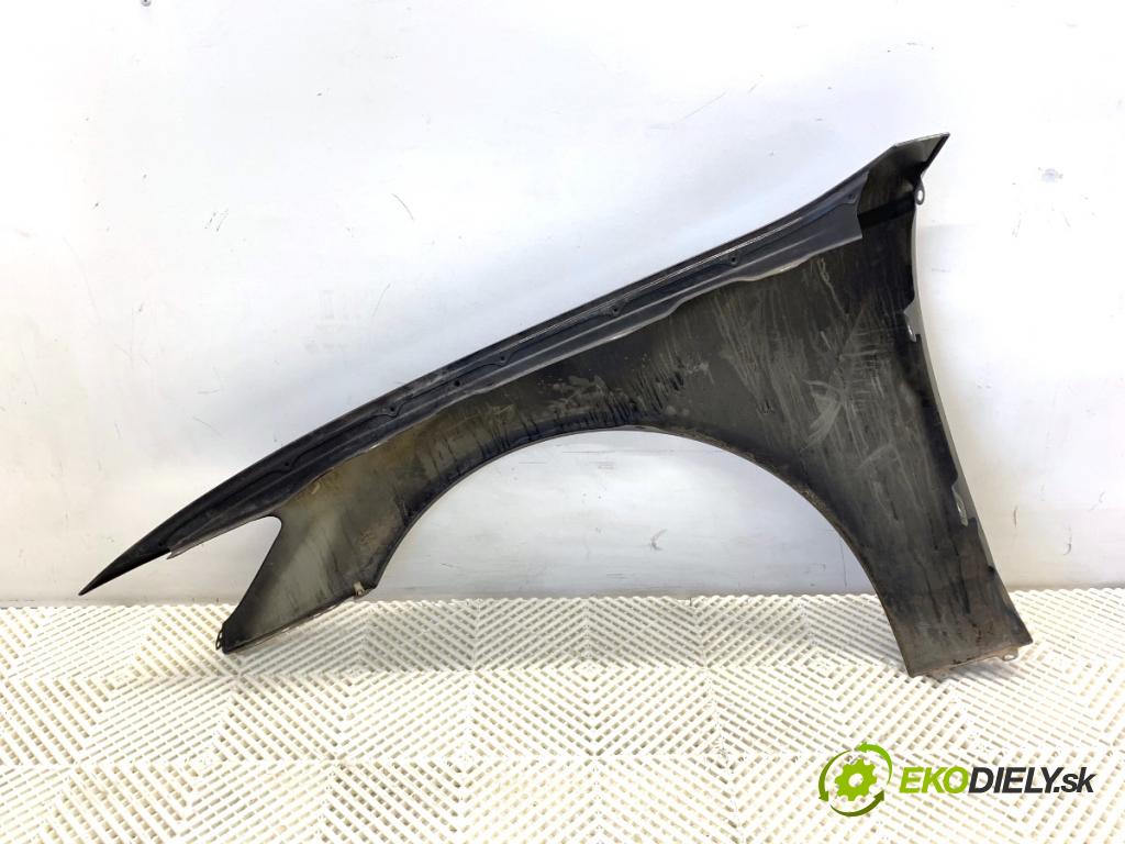 AUDI A6 C7 Kombi 2016 200 kW 3.0 TDI quattro 2967 Blatník pravy predný LY9T: