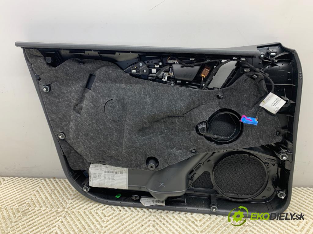 AUDI A6 C7 Kombi 2016 200 kW 3.0 TDI quattro 2967 ča dveře pravý přední část