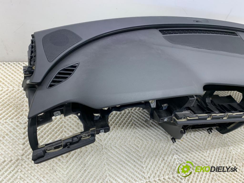 AUDI A6 C7 Kombi 2016 200 kW 3.0 TDI quattro 2967 Palubná doska VANKÚŠ: spolujazdca 4G1857001B