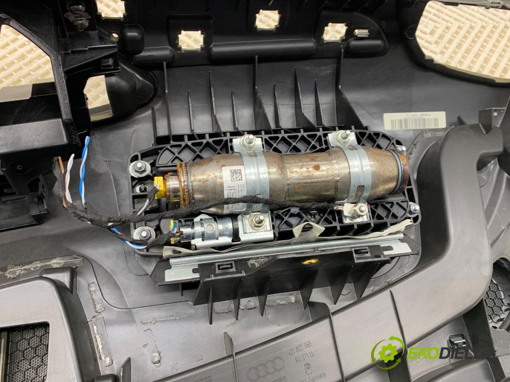 AUDI A6 C7 Kombi 2016 200 kW 3.0 TDI quattro 2967 Palubná doska VANKÚŠ: spolujazdca 4G1857001B