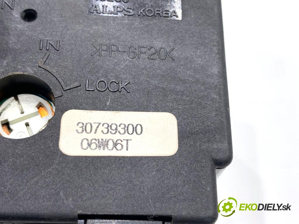 VOLVO V50 Kombi 2006 80 kW 1.6 D 1560 Spínač svetiel 30739300