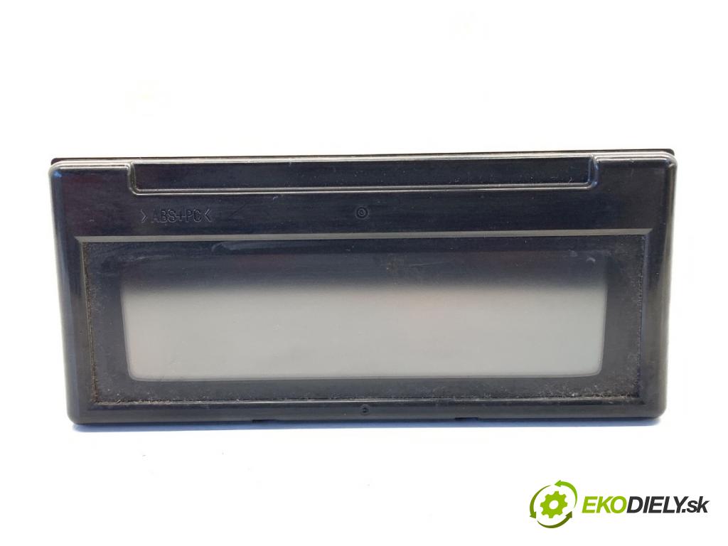 VOLVO V50 Kombi 2006 80 kW 1.6 D 1560 Dislpej 30737809 (Prístrojová doska)