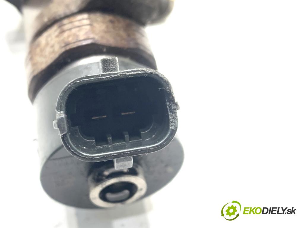 VOLVO V50 Kombi 2006 80 kW 1.6 D 1560 Vstrekovacie ventily 0445110259