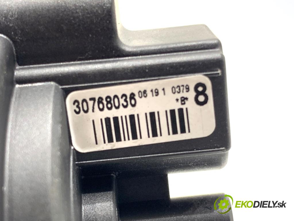 VOLVO V50 Kombi 2006 80 kW 1.6 D 1560 spinačka 30768036 (Spínacia skrinka)