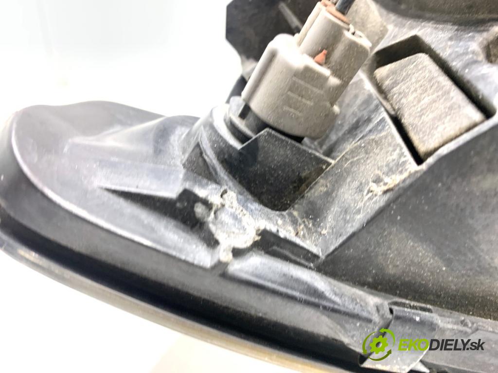 VOLVO V50 Kombi 2006 80 kW 1.6 D 1560 Svetlomet pravy predný