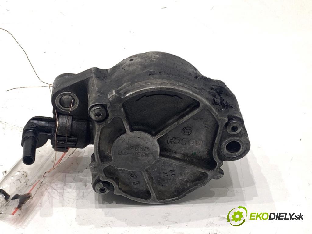 VOLVO V50 Kombi 2006 80 kW 1.6 D 1560 pumpa vakuová 