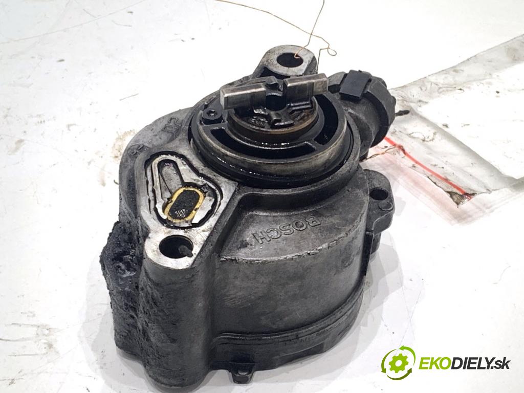 VOLVO V50 Kombi 2006 80 kW 1.6 D 1560 Pumpa vákuová