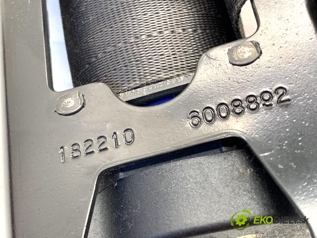 VOLVO V50 Kombi 2006 80 kW 1.6 D 1560 držák bezpečnost levý přední část