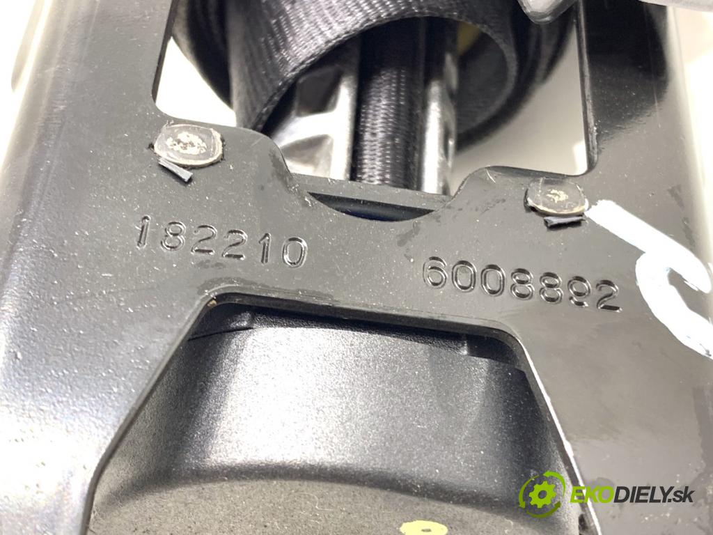 VOLVO V50 Kombi 2006 80 kW 1.6 D 1560 držák bezpečnost pravý přední část