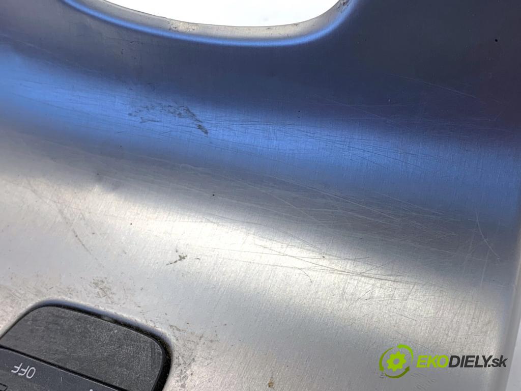 VOLVO V50 Kombi 2006 80 kW 1.6 D 1560 Panel ovládania kúrenia 30672565 (Prepínacie páčky pod volantom)