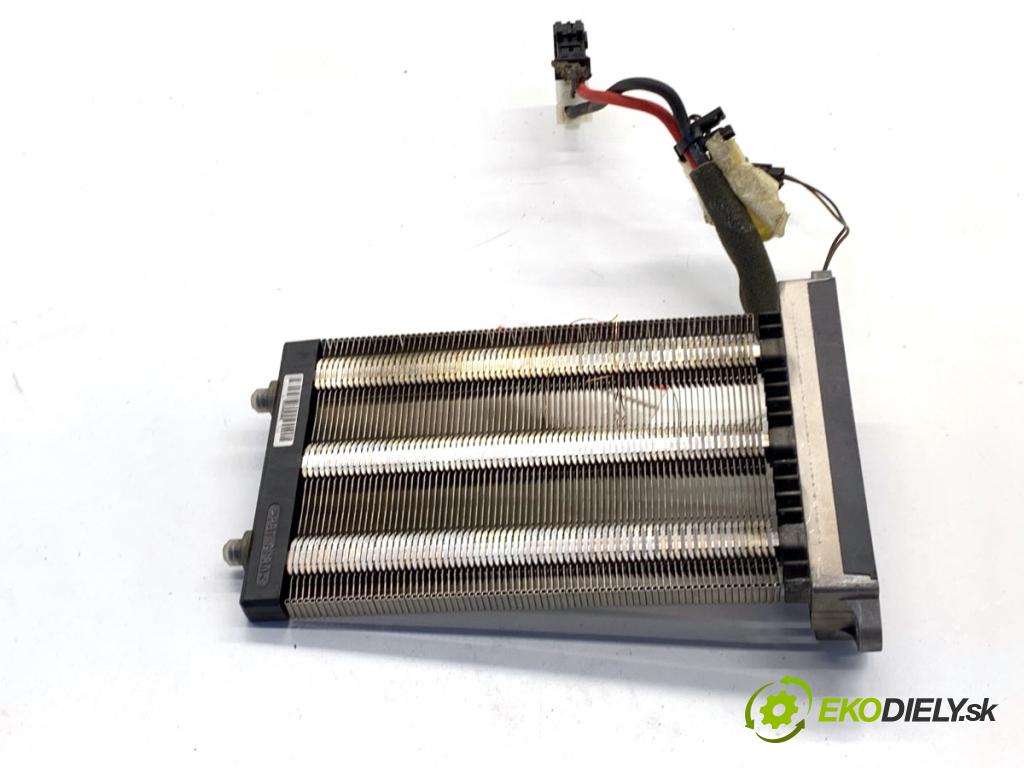 VOLVO V50 Kombi 2006 80 kW 1.6 D 1560 topné těleso radiátor topení 3M51-18K463-FB (Radiátor topení)