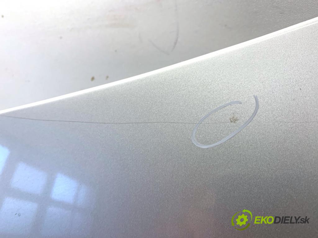 VOLVO V50 Kombi 2006 80 kW 1.6 D 1560 Kapota  (Kapota)