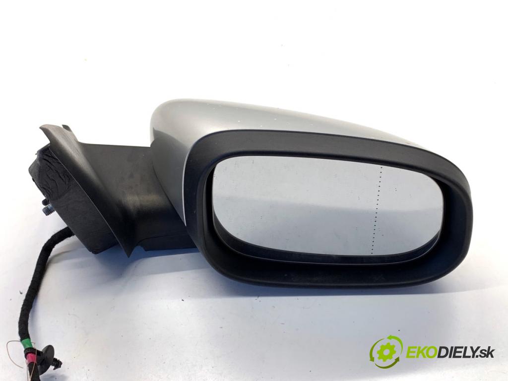 VOLVO V50 Kombi 2006 80 kW 1.6 D 1560 Spätné zrkadlo pravy