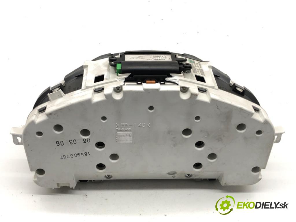 VOLVO V50 Kombi 2006 80 kW 1.6 D 1560 prístrojovka 30728645 (Přístrojová deska)