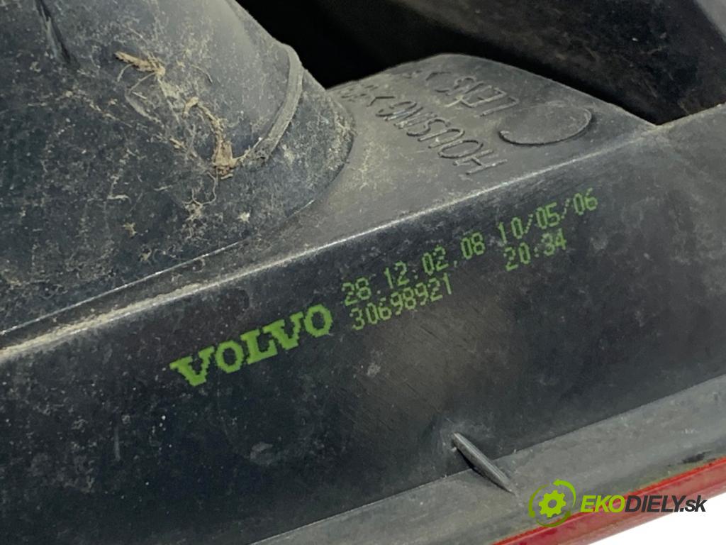 VOLVO V50 Kombi 2006 80 kW 1.6 D 1560 světlo pravý zadní část 30698921