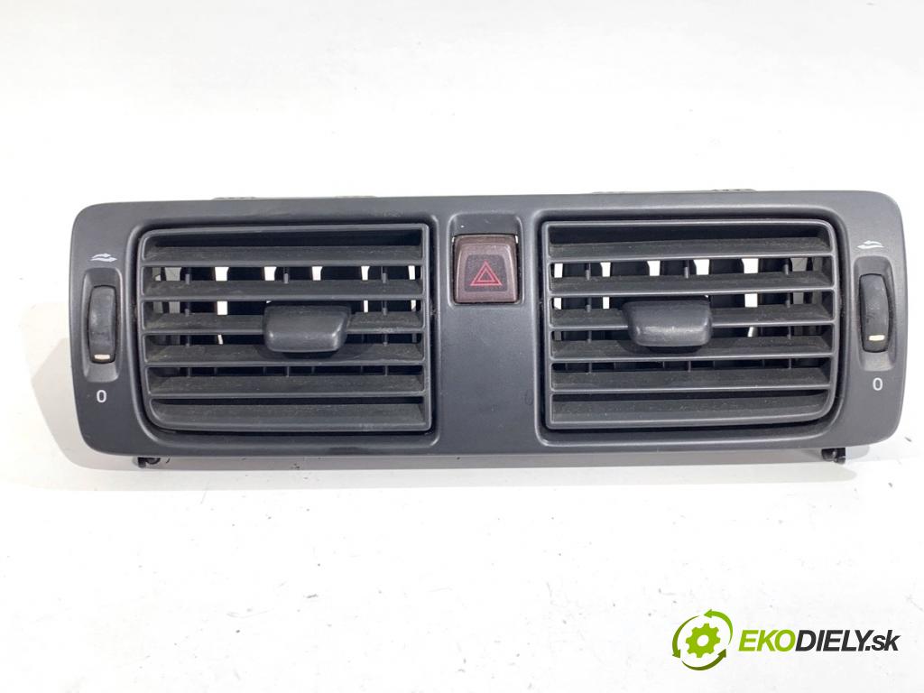 VOLVO V50 Kombi 2006 80 kW 1.6 D 1560 mří topení přední část 