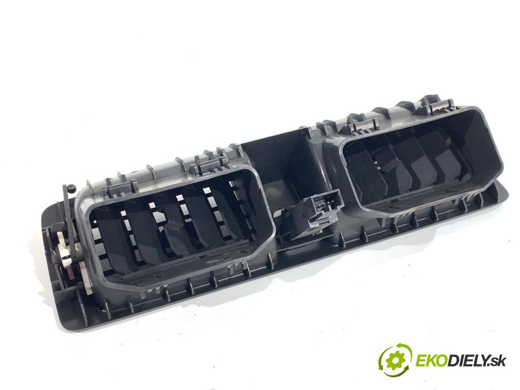 VOLVO V50 Kombi 2006 80 kW 1.6 D 1560 mří topení přední část