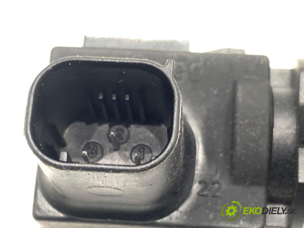 VOLVO V50 Kombi 2006 80 kW 1.6 D 1560 snímač KVALITNÍ: vzduchu 19E906-AA