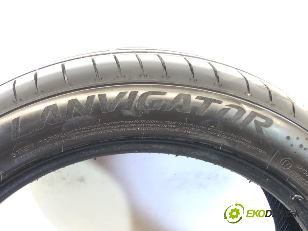 --- ---      PNEUMATIKA: 2X 205/50 17" plus