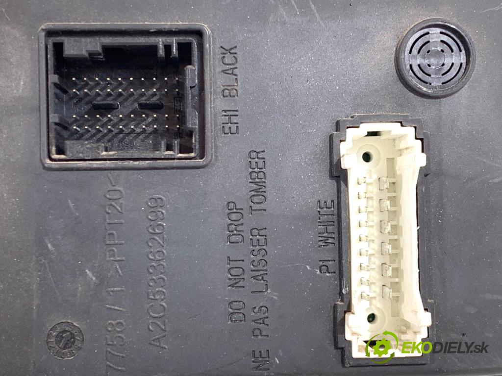 DACIA DUSTER SUV 2011 66 kW 1.5 dCi (HSAJ) 1461 modul BCM komfortu 8201068829