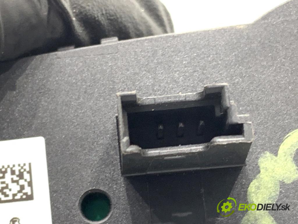 BMW F25 SUV 2016 180 kW xDrive 28 i 1997 Spínač svetiel 9192744