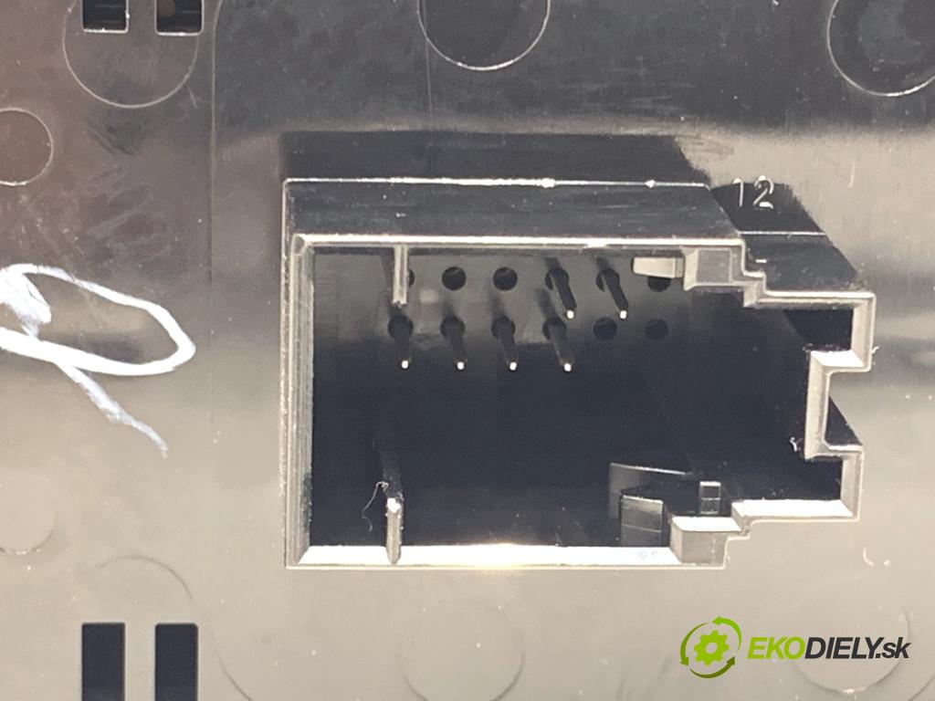 BMW F25 SUV 2016 180 kW xDrive 28 i 1997 Prepínač okien  (Prepínacie páčky pod volantom)