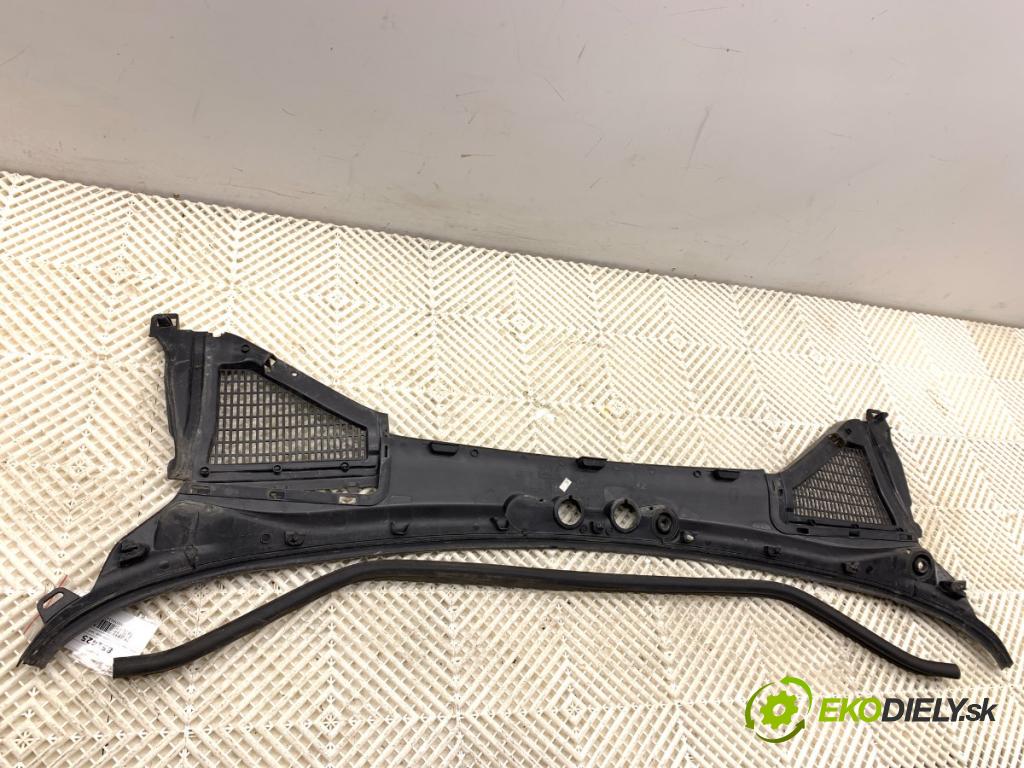 BMW F25 SUV 2016 180 kW xDrive 28 i 1997 Torpédo, plast pod čelné okno 15671610 (Torpédo (plast pod čelným sklom))