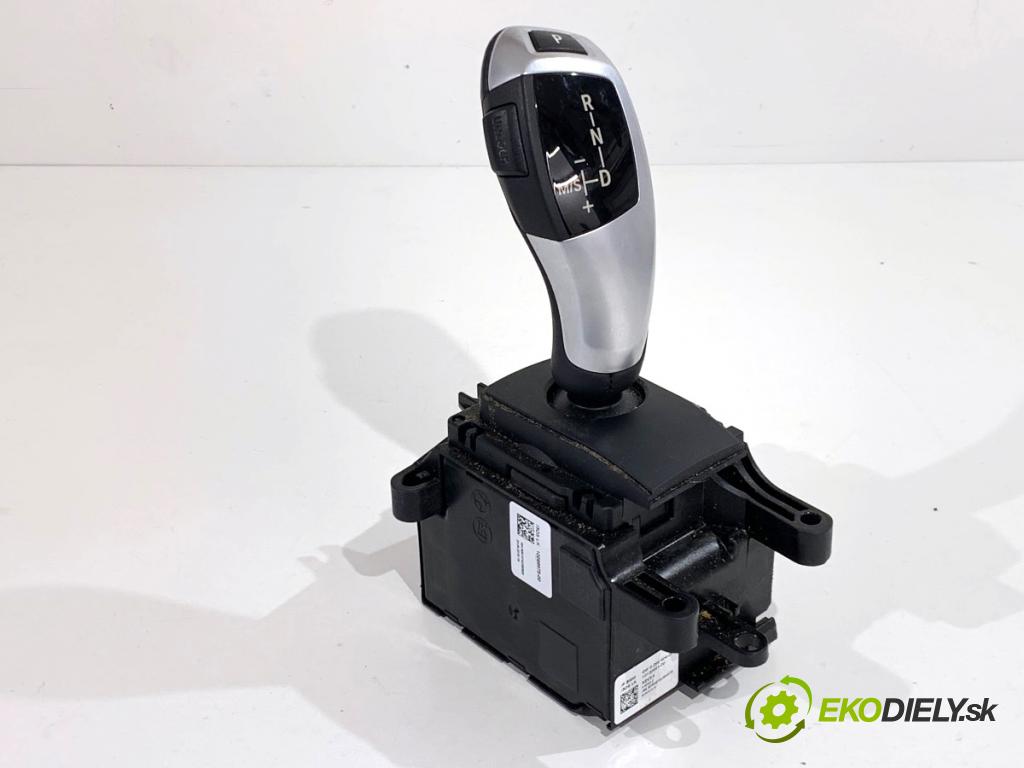 BMW F25 SUV 2016 180 kW xDrive 28 i 1997 kulisa 9296904 (Řadicí páka (kulisa) )