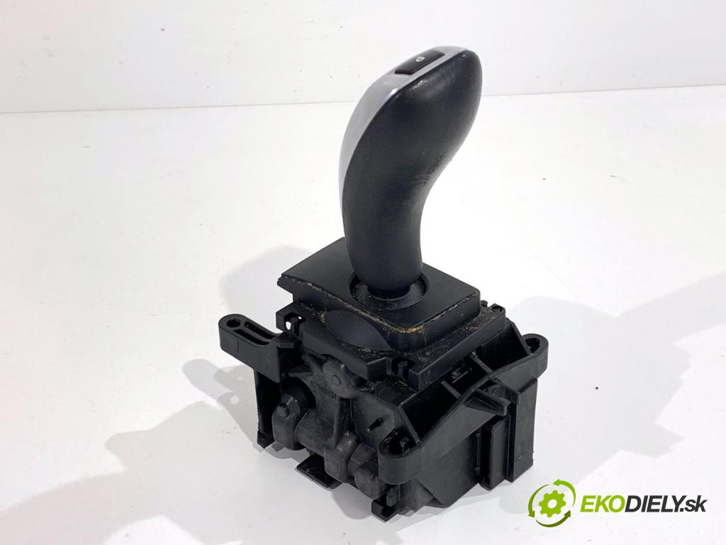 BMW F25 SUV 2016 180 kW xDrive 28 i 1997 kulisa 9296904 (Řadicí páka (kulisa) )