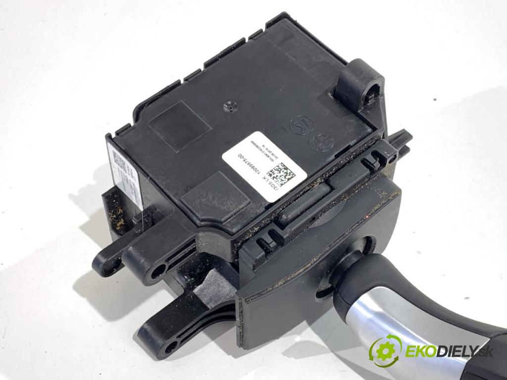 BMW F25 SUV 2016 180 kW xDrive 28 i 1997 kulisa 9296904 (Řadicí páka (kulisa) )