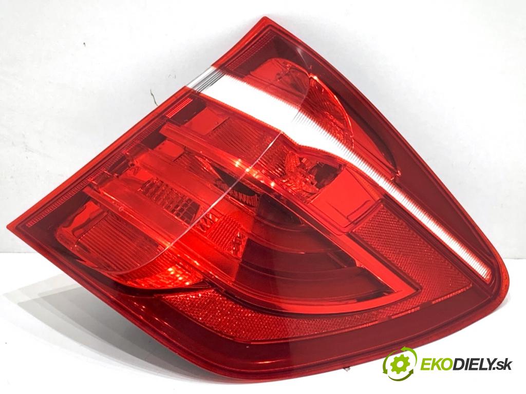 BMW F25 SUV 2016 180 kW xDrive 28 i 1997 Svetlo pravy zad 7220242