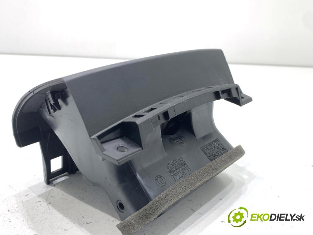 BMW F25 SUV 2016 180 kW xDrive 28 i 1997 mří topení zadní část 9200888