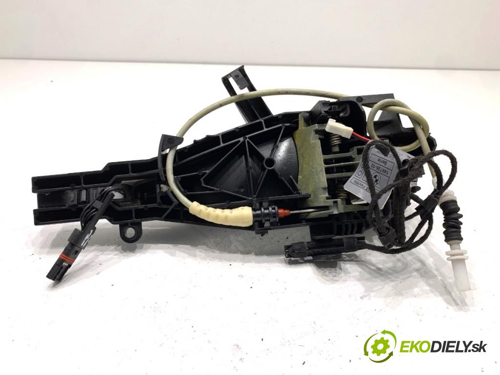 BMW F25 SUV 2016 180 kW xDrive 28 i 1997 klika vnejší pravý přední část