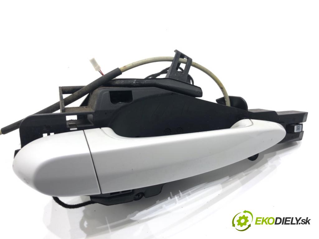 BMW F25 SUV 2016 180 kW xDrive 28 i 1997 Kľučka vonkajšia pravy zad 