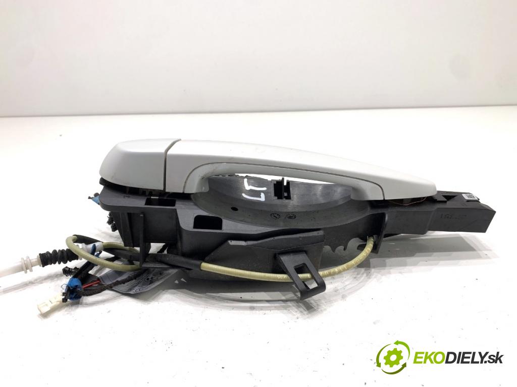 BMW F25 SUV 2016 180 kW xDrive 28 i 1997 klika vnejší levý zadní část