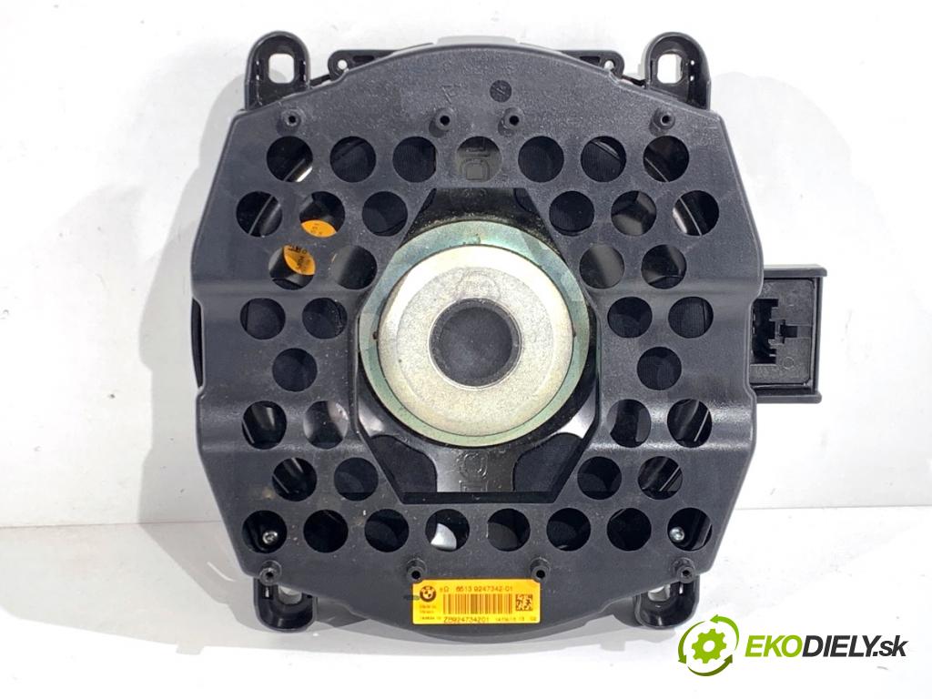 BMW F25 SUV 2016 180 kW xDrive 28 i 1997 reproduktory 9247342 9213760