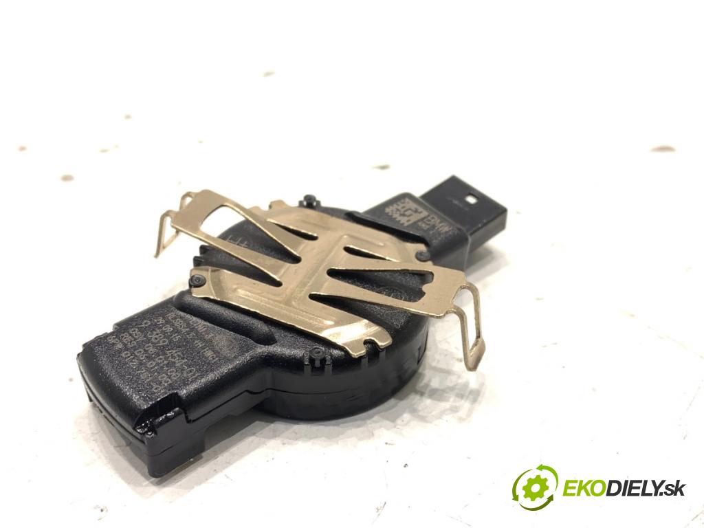 BMW F25 SUV 2016 180 kW xDrive 28 i 1997 Snímač dažďa 9389454 (Snímač dažďa)