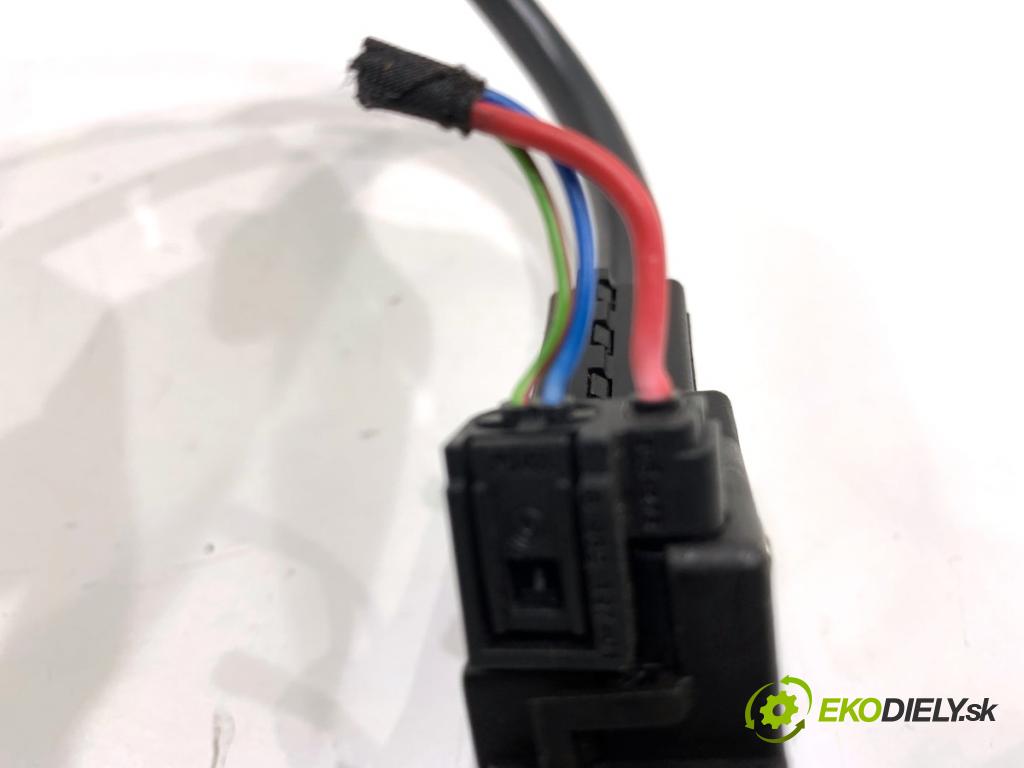 BMW F25 SUV 2016 180 kW xDrive 28 i 1997 svorka MINUS: 9302358