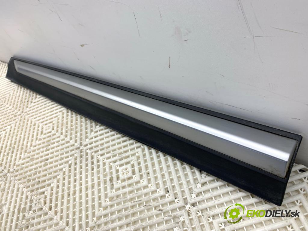 BMW F25 SUV 2016 180 kW xDrive 28 i 1997 Lišta Dvere ľavy predný