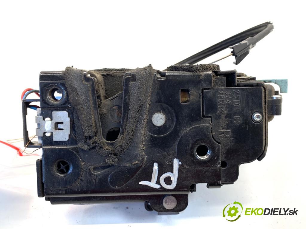 SKODA ROOMSTER nadwozie wielkoprzestrzenne (MPV) 2012 63 kW 1.4 1390 zámok Dvere pravy zad 5J7839016B