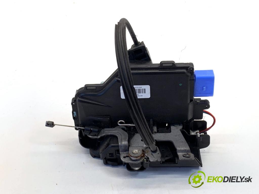 SKODA ROOMSTER nadwozie wielkoprzestrzenne (MPV) 2012 63 kW 1.4 1390 zámok Dvere pravy predný 5J1837016A