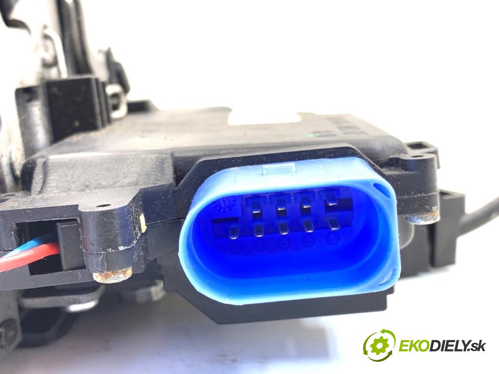 SKODA ROOMSTER nadwozie wielkoprzestrzenne (MPV) 2012 63 kW 1.4 1390 zámok Dvere pravy predný 5J1837016A