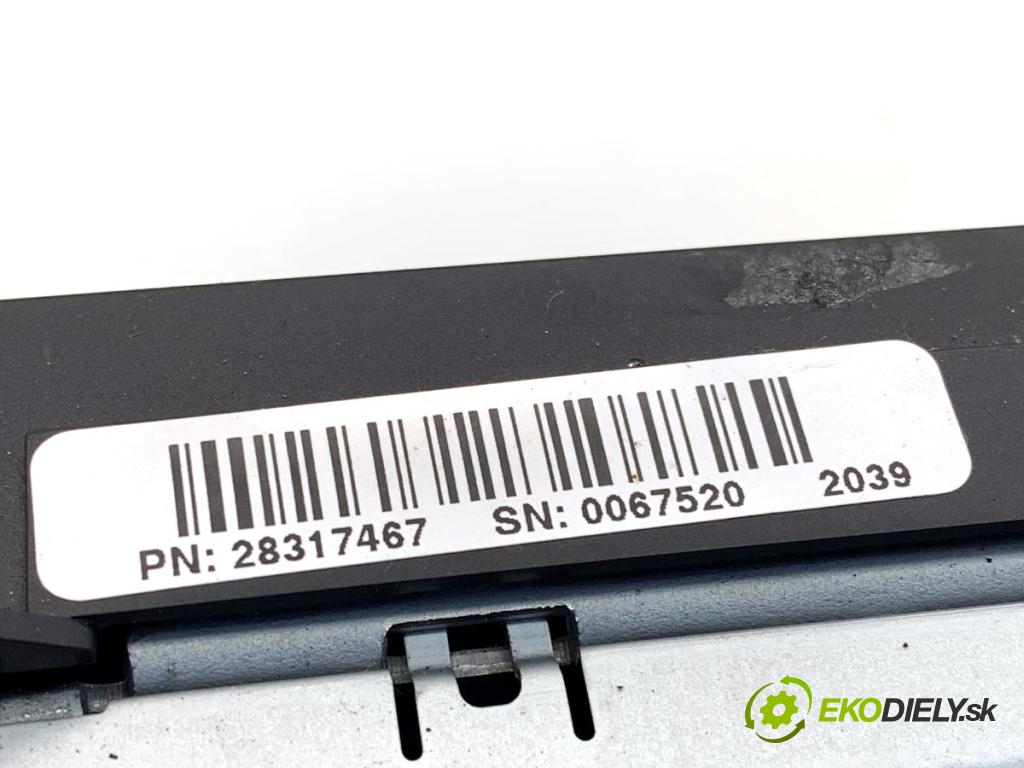 SKODA ROOMSTER nadwozie wielkoprzestrzenne (MPV) 2012 63 kW 1.4 1390 RADIO 5J0035161D (Audio zariadenie)