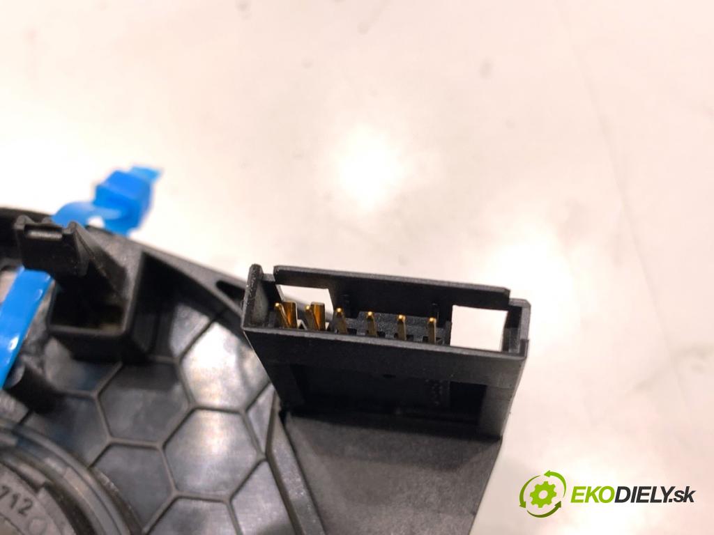 SKODA ROOMSTER nadwozie wielkoprzestrzenne (MPV) 2012 63 kW 1.4 1390 Krúžok, slimák airbag 279.950 (Airbag)