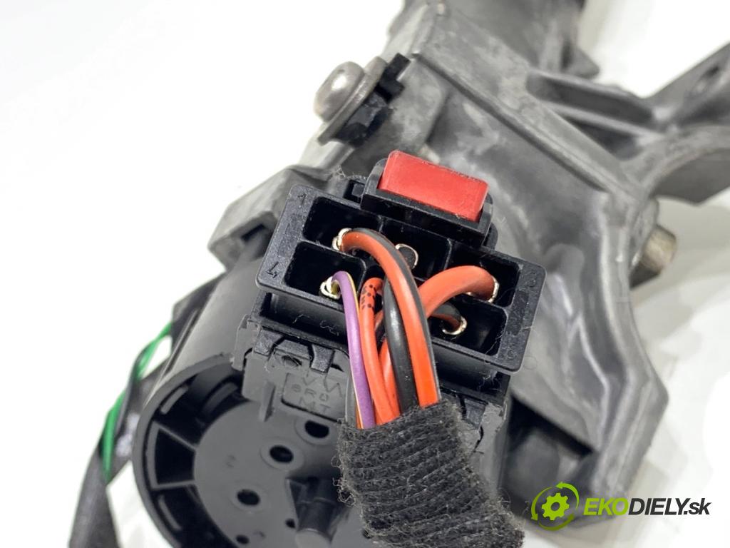 SKODA ROOMSTER nadwozie wielkoprzestrzenne (MPV) 2012 63 kW 1.4 1390 spínačka 6R0905851D (Spínací skříňka)