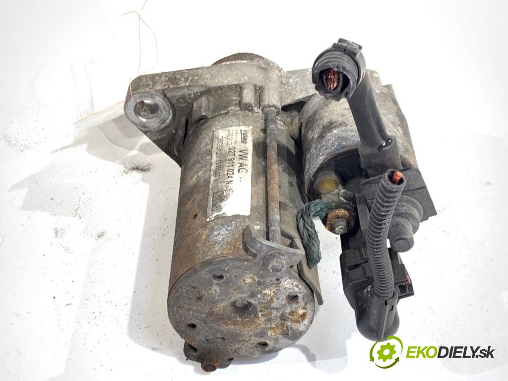 SKODA ROOMSTER nadwozie wielkoprzestrzenne (MPV) 2012 63 kW 1.4 1390 Štartér 02T911024N (Štartér)