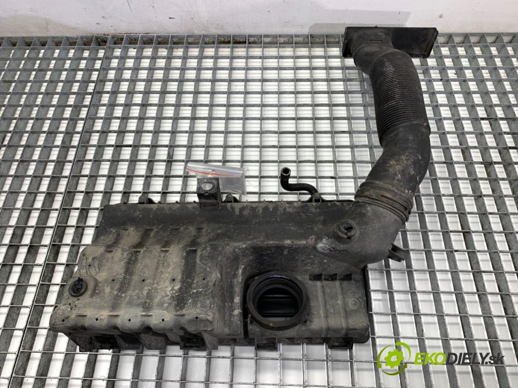 SKODA ROOMSTER nadwozie wielkoprzestrzenne (MPV) 2012 63 kW 1.4 1390 Obal filtra vzduchu 036129611CD (Obal vzduchového filtra)