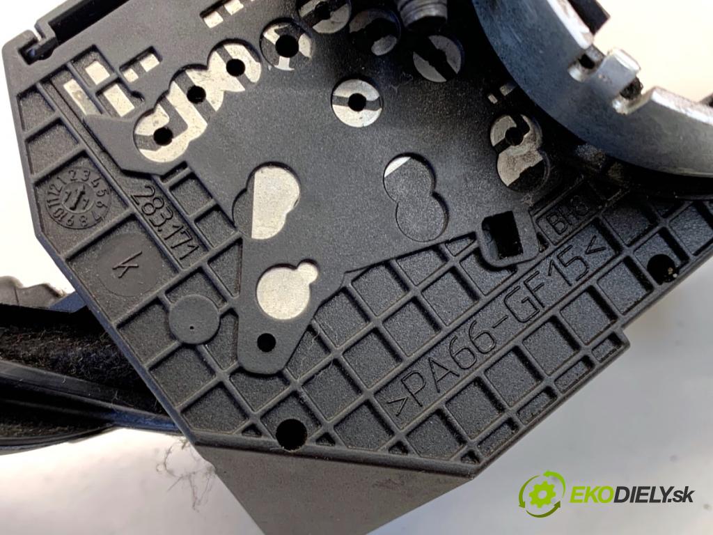 SKODA ROOMSTER nadwozie wielkoprzestrzenne (MPV) 2012 63 kW 1.4 1390 přepínač kombinovaný 6Q0953503DQ (Páčky pod volantem)