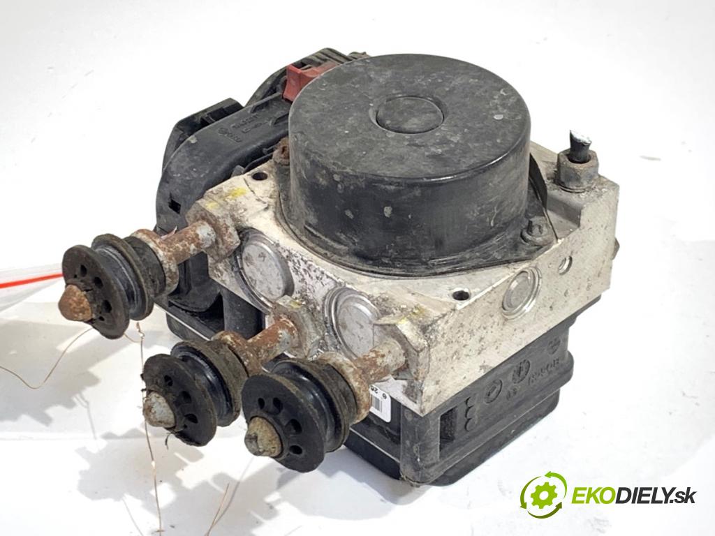 SKODA ROOMSTER nadwozie wielkoprzestrzenne (MPV) 2012 63 kW 1.4 1390 Pumpa ABS 6R0614117AD (Pumpa ABS)